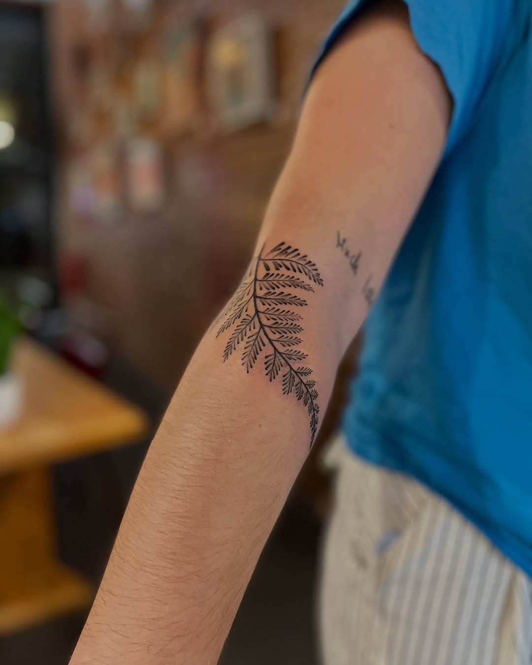 Fern Times!
•
Finished the week with a fern for @leeshdaniells :)
.
#tattoo #tattooed #tattooartist #tattoolife #inked #ink #lewes #lewestattoo #sussextattoo #sussex #eastsussex #smallbusiness #smallbusinessuk #eastbourne #uckfield #seaford #brighton #hailsham #fern #ferntattoo #ferntattoos #nature #leaf #leaves #botanical #funtimes