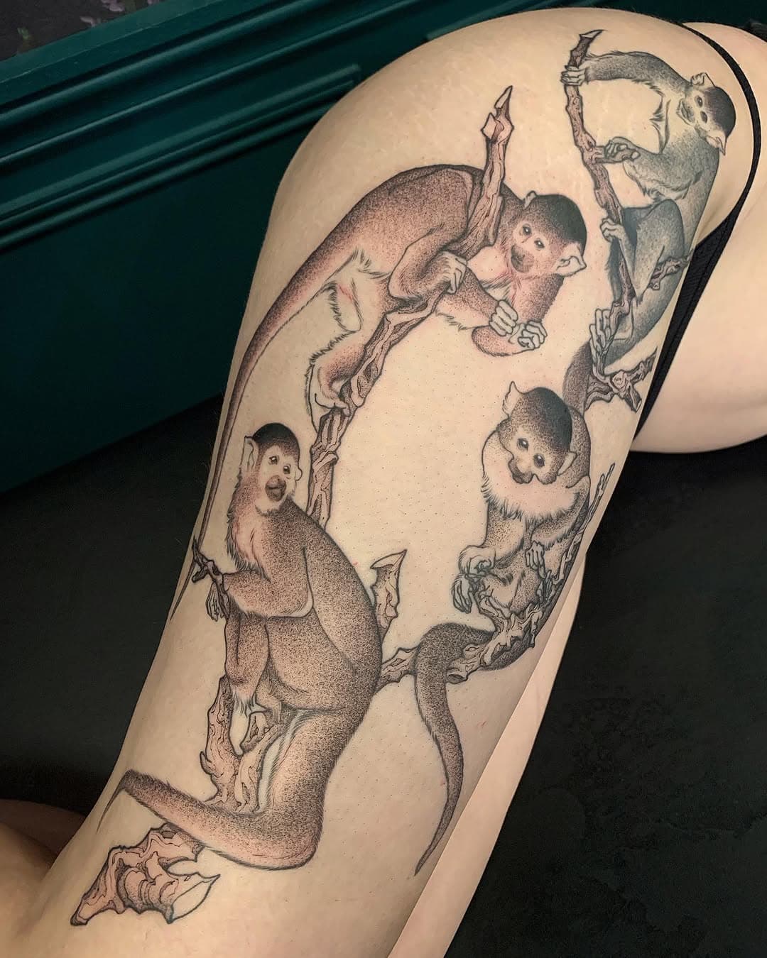 Finished these cuties for Amaryllis. Thank you 🖤 done @le.gamin.a.dix.doigts .
.
.
🇬🇧London: booking February and March.
.
🇫🇷Paris: TBA, waitlist open.
.
#tattoo #londontattoo #paristattoo