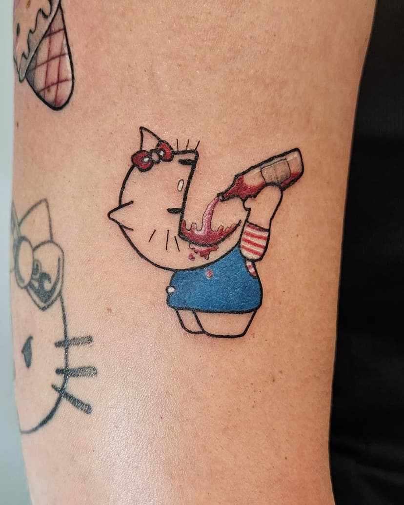 Hello gatinha vc faz tattoo fofinha? 👍SIM👍
Chega mais, me conta a sua ideia e bora tatuar!

👉 agenda BH sempre aberta
😌 tenho desenhos disponíveis 
✏️ orçamentos pelo link na bio ou DM

#hellokitty #vinho #tatuagemdelicada #tattoo #BH #tatuagemfeminina