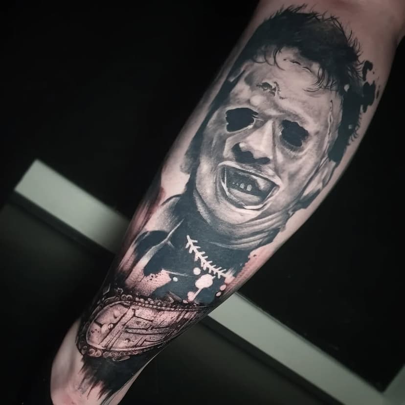 Added the chainsaw a couple weeks back to finish this one off nicley (leatherface over a year healed) thanks to @sjm_96x as always for letting me do my thing.
-------
@artemis_tattoo_studio
-------
#leatherface #leatherfacemask #leatherfacetattoo #texaschainsawmassacre #chainsawmassacre #texaschainsaw #horrortattoos #horroraddict #horrortattoo #horrormovies #horrorfan #horrorlife #classichorror #uktattooartist #uktattooartists #uktattoo #tattooedwomen #tattoolife #manchesteruk #macclesfieldtattooist #macclesfield #macclesfieldtattoo #blackandgreywork #blackandgreyallday #blackandgreytattooleague #blackandgreytattoogallery #blackabdgreytattoo #blackandgreytattooing @ukdarktattoos