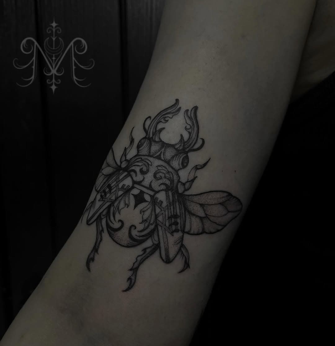 Custom sleep token beetle , and the cutest teeny snail gap filler 🐌🖤

Send enquiries through to : miarosetattoos@gmail.com

Made @blackplaguetattoo 
.
.
.
.
.
.
.
.
.
.
.
.
.
.
.
.
.
.
.
.
.
.
.
.
.
.
.
.
.
.
.
.
.
.
.
.
.
.
.
.
#blackworktattoo #blackworktattoos #blackworktattooartist #darkart #darkartists #stippletattoo #naturebased #witchytattoo #gothictattoo #victoriangothictattoo #folkloretattoo #dotworktattoo #medievaltattoo #vegantattoos #macabretattoo #flashtattoos #beetletattoo #darkornaments #spookytattoos #sleeptokentattoo #witchyflash #norwichtattoo #norwichtattooist