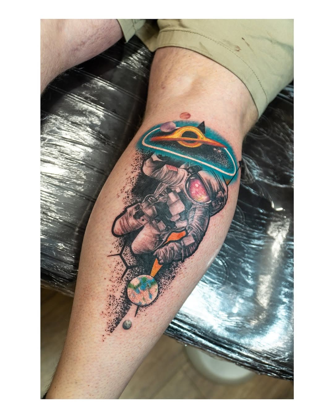 So much fun doing this today while listening to @joeroganexperience where he’s interviewing @unitednuclearbob seriously more space tattoos please!! @bridgendtattoo @criticaltattoosupply @eternalink @cheyenne_tattooequipment @tatsoul #spacetattoo #nasa #spacex #bridgendtattoostudio