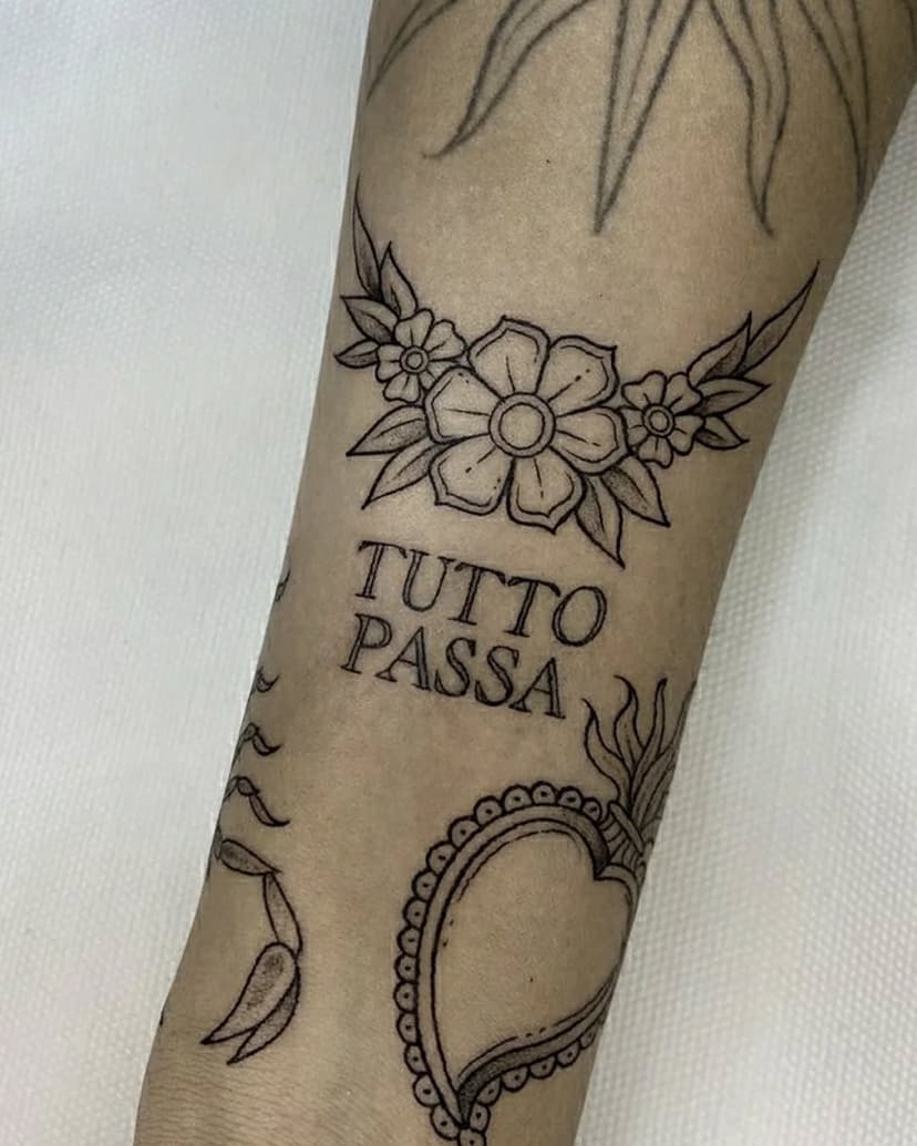 👉🏼 Trabalho realizado pelo artista 💥@leonardo.otacilio 

📱Para orçamentos via Whatsapp, link na Bio."

#tattoostyle #tattoos #veresarts #tattooartist #tatuagem #tatuagembrasil #tattoobrasil #tatuagememjaguariuna #tattooart #lovetattoo#tatuageminspiradora #tattooworks #tattooideas #tattoopersonalizada #jaguariuna #tattoojaguariuna #tatuagemjaguariuna