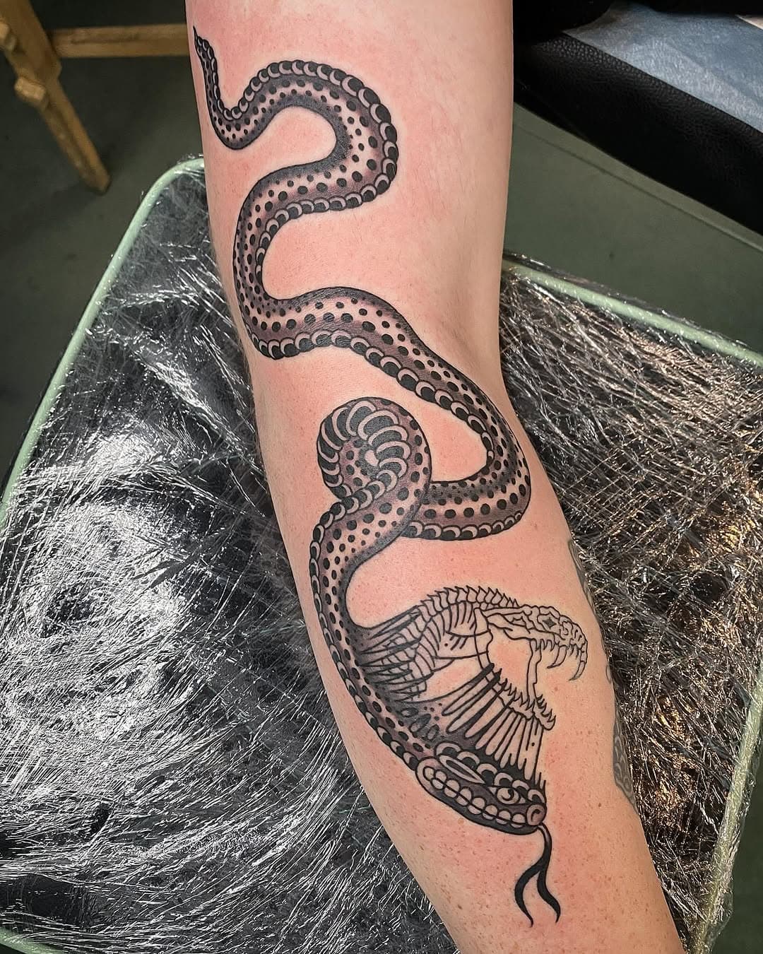 Snake skin splitter, done for Jay the other day. Thanks man. 
🐍☠️🐍☠️🐍☠️
To book a tattoo, DM me on here.