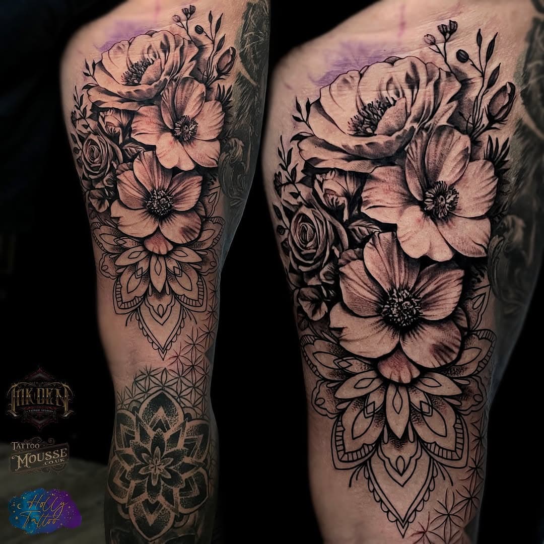 Chipping away at this geo/floral leg on Chris.

Done using:
@killerinktattoo 
@worldfamousink 
@dynamiccolor 

#geometrictattoo #floraltattoo #legsleeve #blackandgreytattoo #mandala