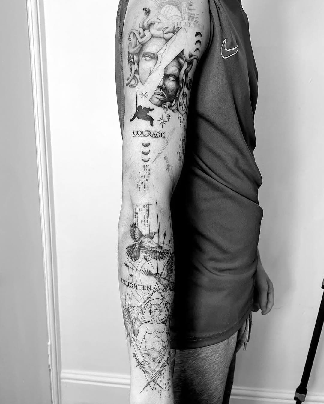 Concept sleeve by @morgs_ryot 
Dm morg to book in.

#tattoo #medusatattoo #semirealism #semirealismtattoo #blackandgrey #juniourartist
