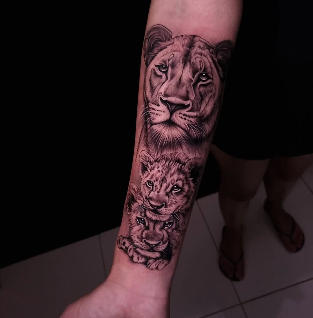 Bom dia!! Ótima quinta feira a todos!
Já agendou sua tattoo? Chama aí!!

Direct ou whats 55996823805