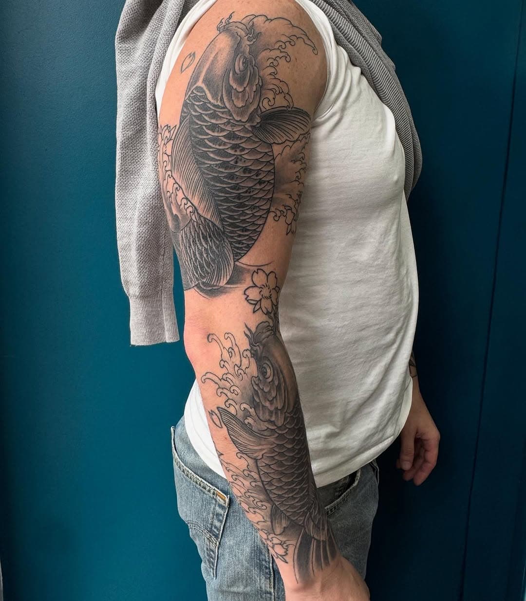 ⚡️Début de bras pour Chris! Vivement la suite!⚡️
Merci pour ta confiance 🫶🏻
#tattoo #tatouage #ink #art #lunderskin #lauralagardetattoo #pantherebleuetattoo #chatillon #carphunter #koi #koifish #koifishtattoo #japanesetattoo #armtattoo #tattoosleeve #paristattoo #blackandgreytattoo