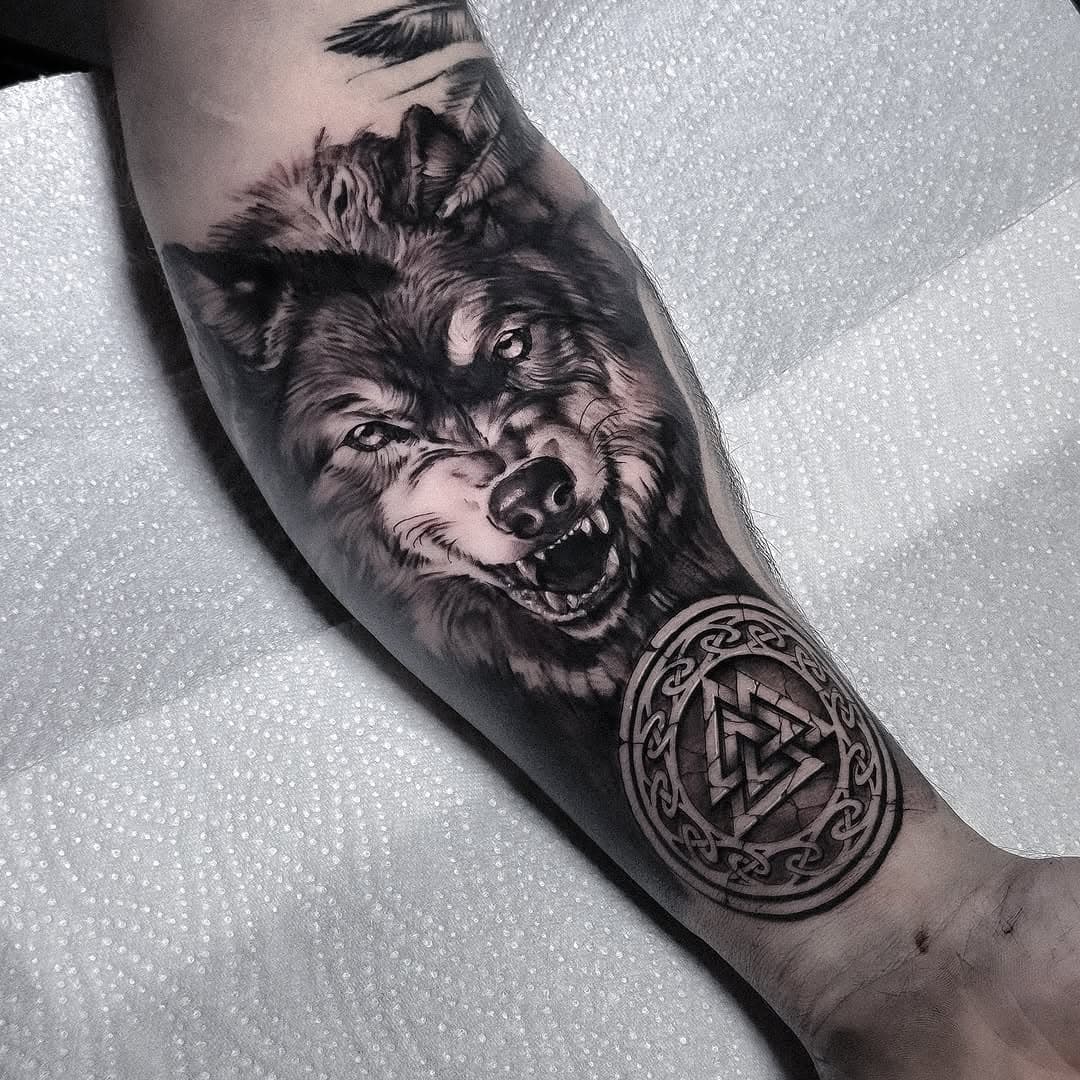 ❖ Realistic Animals ❖
Pour Putxio et Yann
Réalisé avec:
#emalla 
#emallacartidges 
#aloetattoo
.
.
.
.
.
#tomasylum #emallatattoosupply #emallaofficial #tomasylumtattoo #theasylumtattooshop #capbreton #capbretontattoo #hossegor #hossegortattoo #biarritztattoo #bayonnetattoo #bordeauxtattoo #harpytattoo #realistictattoo #realisticanimaltattoo #wolftattoo #realisticwolftattoo #huppefasciée #realisticbirdtattoo #southwesttattoo #birdtattoo #tatouageloup