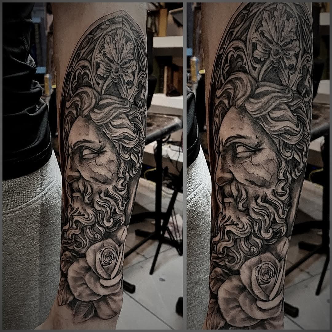 TATTOOED BY___ @ramsdaletattoo ________@skincityleicester
For all enquiries and bookings please contact him direct @ramsdaletattoo

#skincityleicester
#leicestertattoo
#skincity