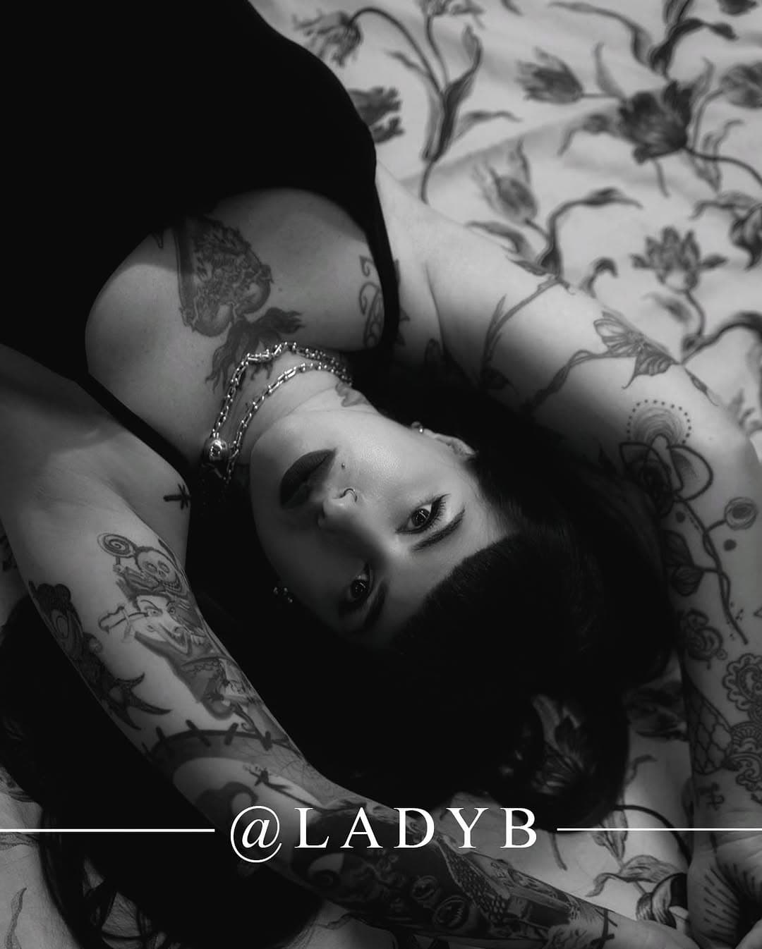 L A D Y B
@ladyb.ink 

•/ resident 

Per info & prenotazioni contatta direttamente @ladyb.ink 

For info & bookings contact directly @ladyb.ink