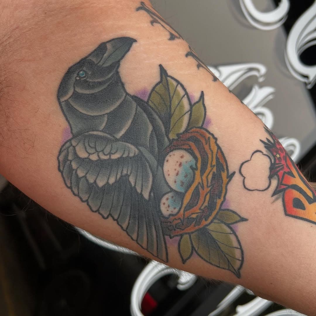 Nice to see tattoos that come back so I can get healed pics of them. Got some days left in Feb and Booking March 👉🏻 @facesinthedarktattoo 

#facesinthedark #kyle #austin #buda #sanantonio #sanmarcos #neotraditional #texastattooer 
#texas #aspraguetattoos #recoverydermshield 
#blackclaw #vitalitree