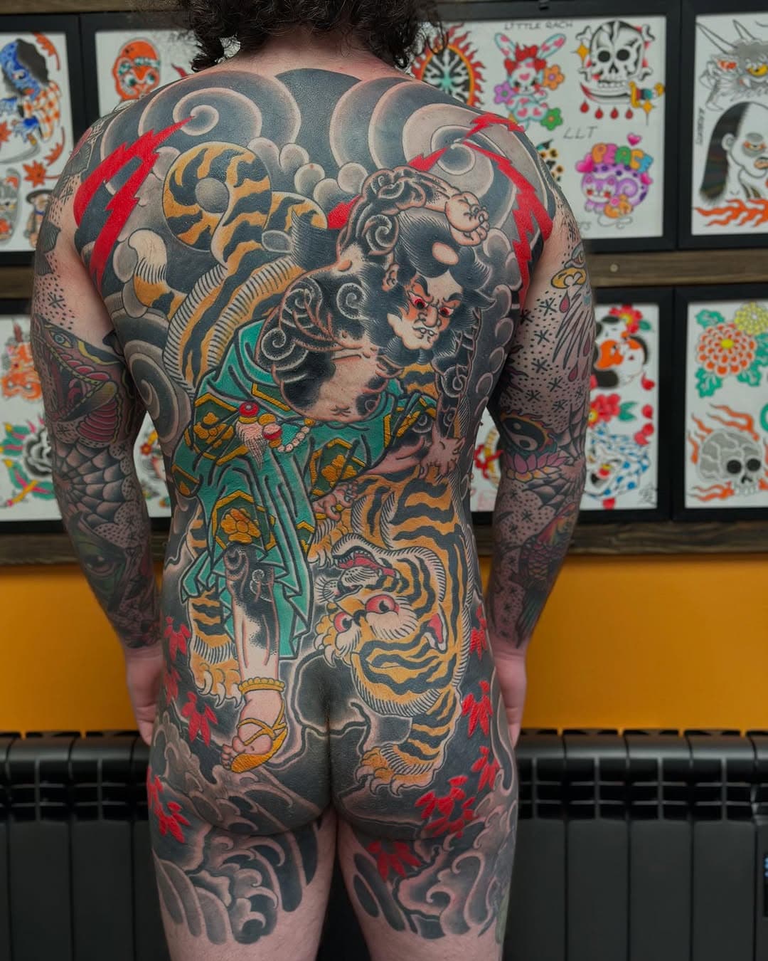 Finished @matthew_glennie Gyôja Bushô backpiece today, started 2 years ago. Thanks for your dedication Matt it has been a great project to work on! Done mostly @luckandlovetattoo with a couple of convention sessions too. #japanesestyletattoo #horimono #kuniyoshi #wabori #backpiece #bodysuit #japanesetattoo #tattoo #traditionaltattoo #japaneseinspiredtattoo #luckandlovetattoo #darlington