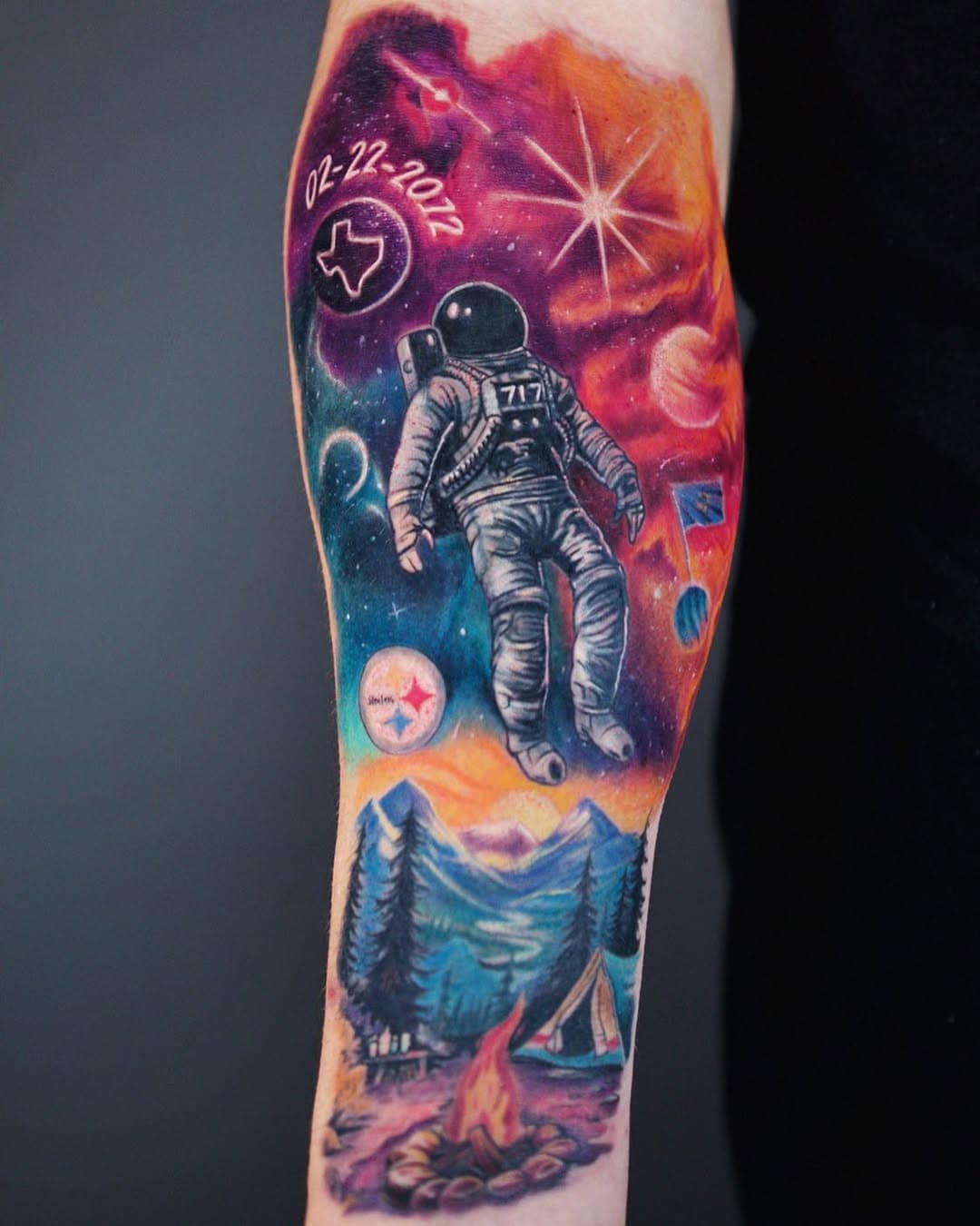 Little rework on a minimal/line work astronaut 
Gold Dust Tattoos artist AJ did put his touch on this galaxy background scene

Artist: @ajtatt0 
•
•
•
#dallastattooartist #astronauttattoo #galaxytattoo #dfwtattoos #dallastx #tattooartist #colorfultattoo #fullcolortattoo #forearmtattoo #reworktattoo #golddusttattoos #tattooideas #tattooart #tattoostyle