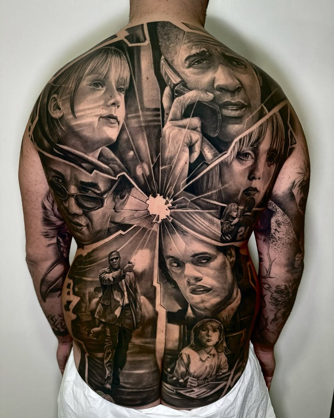 IL FUOCO DELLA VENDETTA @lino_ozon per il mio grande amico  @fabiopeduto #manonfire #denzelwashington #dakotafanning #marcanthony #christopherwalken #ilfuocodellavendetta #unapalabra #realistictattoo #napoli #blackandgreytattoo #realistic #tattoo #blackandgrey #tattoos #napolitattoo #tat #tattooartist #manonfiremovie #grandeamico #friend