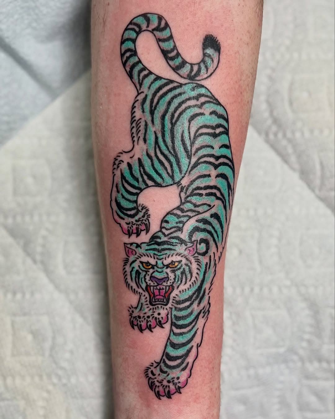 Tiger done @legendtattootx 
Walk-in’s available 7 days a week 
So swing by the shop or send a dm
If you would like set up an appointment. Thank you
.
.
.
.
.
#legendtattoo #legend #planosfinest  #tat2 #downtownplano #Plano  #planotattoos  #dallas #Richardson #dallastattoo #Richardsontattoos #garland #Carrollton #Carrolltontattoos #Addison #McKinney #Thecolony #Frisco  #tattoos #tattoo 
#Customtattoos #tattooer #tattooartist #McKinneytattoos #Friscotattoos #Mesquitetattoos