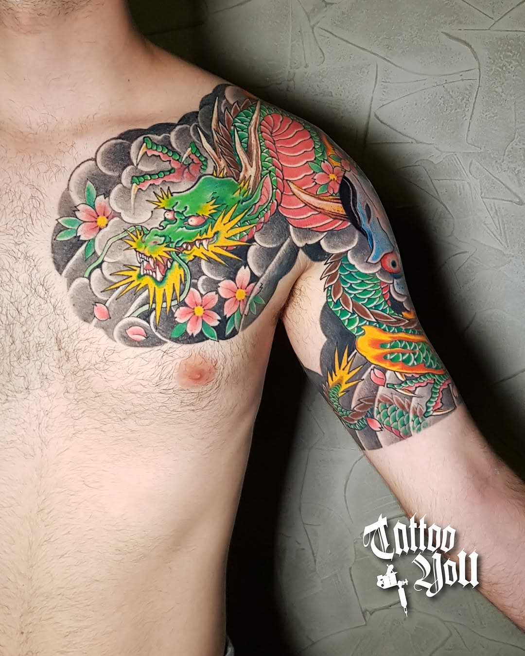 🔥 Arte Japonesa Atemporal 🔥
Detalhes incríveis e cores vibrantes nesse trabalho impecável do @abner_tattooyou ! 🐉✨

Curtiu? Agende sua sessão e leve uma obra-prima para a pele!

📍New Tattoo You: Av. Dr. Cardoso de Melo, 320 - Vila Olímpia/SP

Orçamentos direto pelo link da bio ❤️‍🔥.

#tattooyou #tattooyoubrasil #tatuagemjaponesa #orientaltattoo