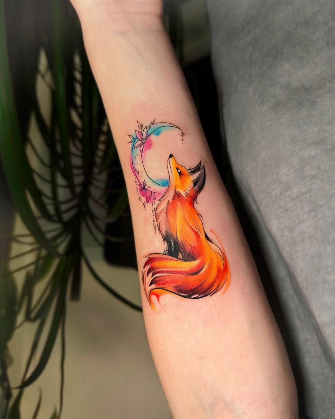 Лис и луна 🌓 🦊 

#krisiristattoo #татуакварель #татучелябинск #татумастерчелябинск #цветнаятату #watercolortattoo #tattoink