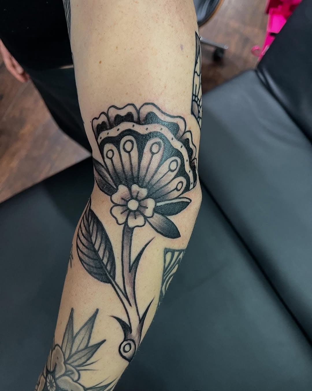 All work done by Erik Guy, contact him directly for appointments at onieone@gmail.com thank you😁😁👍🏻