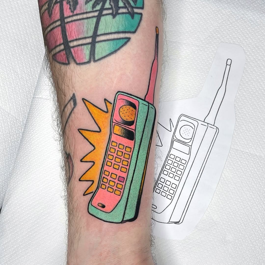 📱 MOTOROLA DYNATAC 📱 

Thanks to @jacksavio 
Done at @satatttvision 
Using @emalla.official