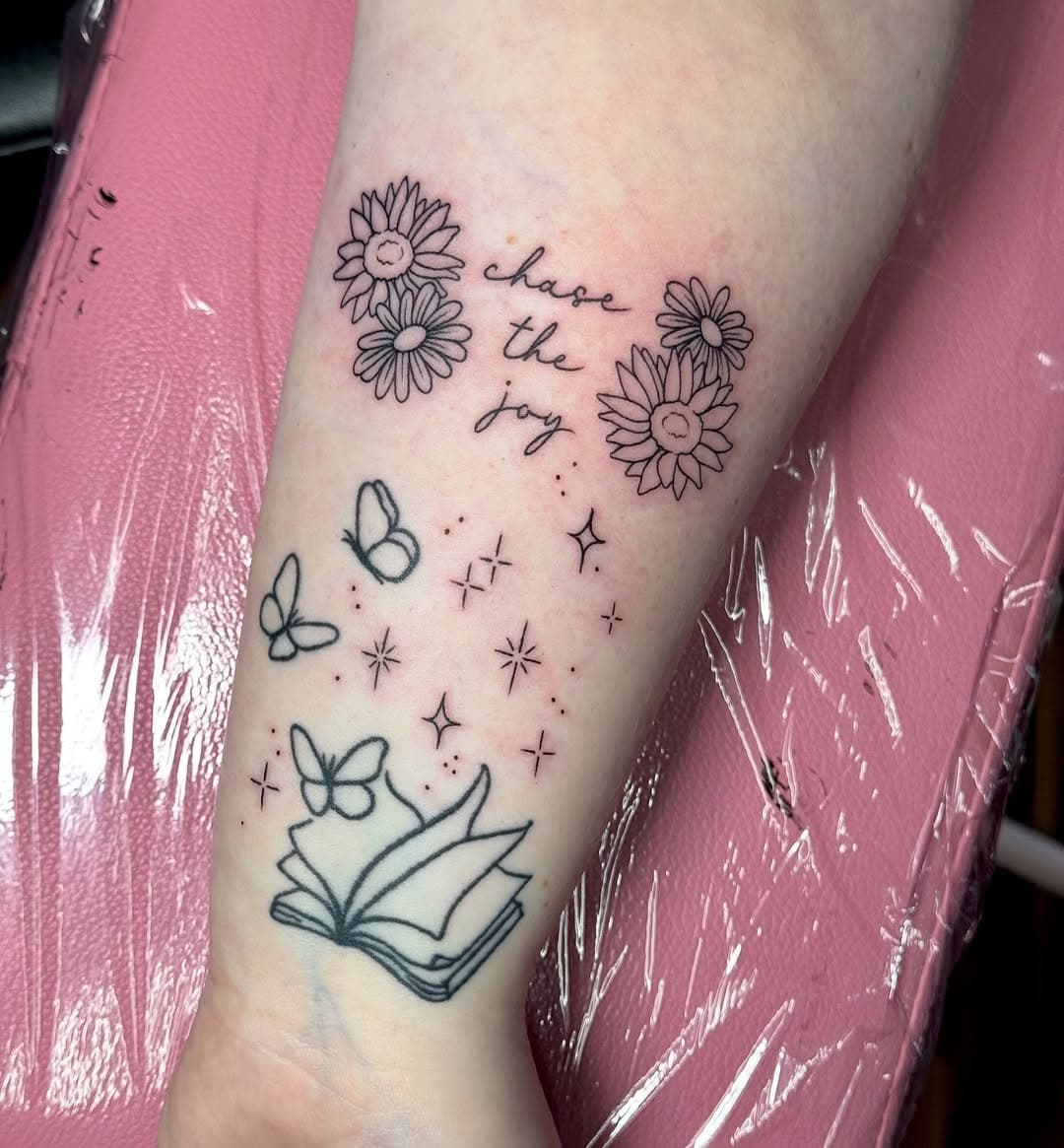 Got to build on this clients arm with a new piece and some sparkles to bring it all together! Thank you so much for trusting me! 
(First piece is not mine)
-
#tattoo #tattoos #tattooer #tattooart #tattooartist #tattoshop #tattoostudio #tattooist #ilm #wilmingtonnc #wilmingtontattoo #ilmtattoo #capefeartattoo #finelinetattoo #flowertattoo #scripttattoo #sparkletattoos #smalltattoo #daintytattoo