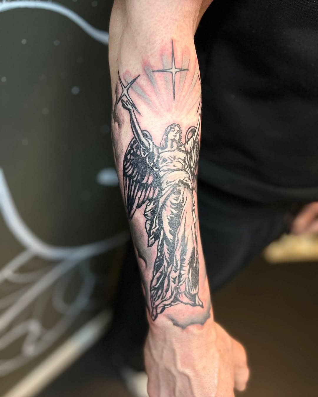 Another sleeve start from a day session last week😍✨ @dianastefania_tattoo smashing it as always❤️❤️

Grab a slot with Diana today! She is getting booked up too quickly😝

To book:
📞 01296 482703
📧 aylesbury@manhattanink.co.uk
Or DM us on facebook and instagram

@dianastefania_tattoo @tebbtattoo @amz.inkz @olivianashpiercingsx