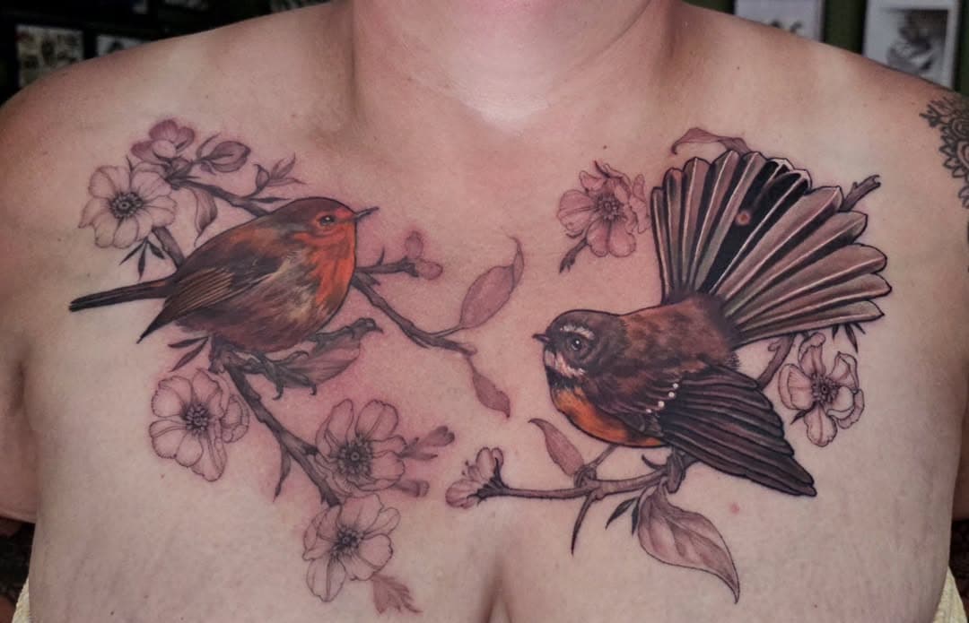 Thanks so much Leah for having me do this piece for you - a UK and NZ connection with the european robin and pīwakawaka. Part healed part fresh.