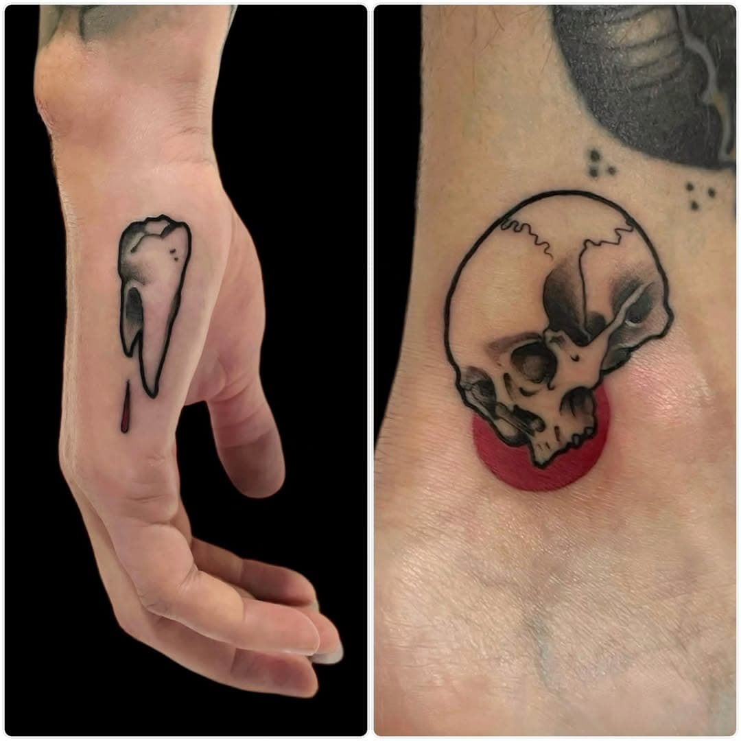 Auch kleine Tattoos fetzen! Und sind bei uns herzlich willkommen.

Tätowierung von @marcoschmidgunst 

#smalltattoos #smalltattoo #tattoo #lückenfüller #berlintattooartist #berlintattoo #tattooberlin #tatoo #instattoo #handtätowierung #handtattoo #brustoderkeule #traditionaltattoo #neotrad #neotraditionaltattoos #prenzlauerberg