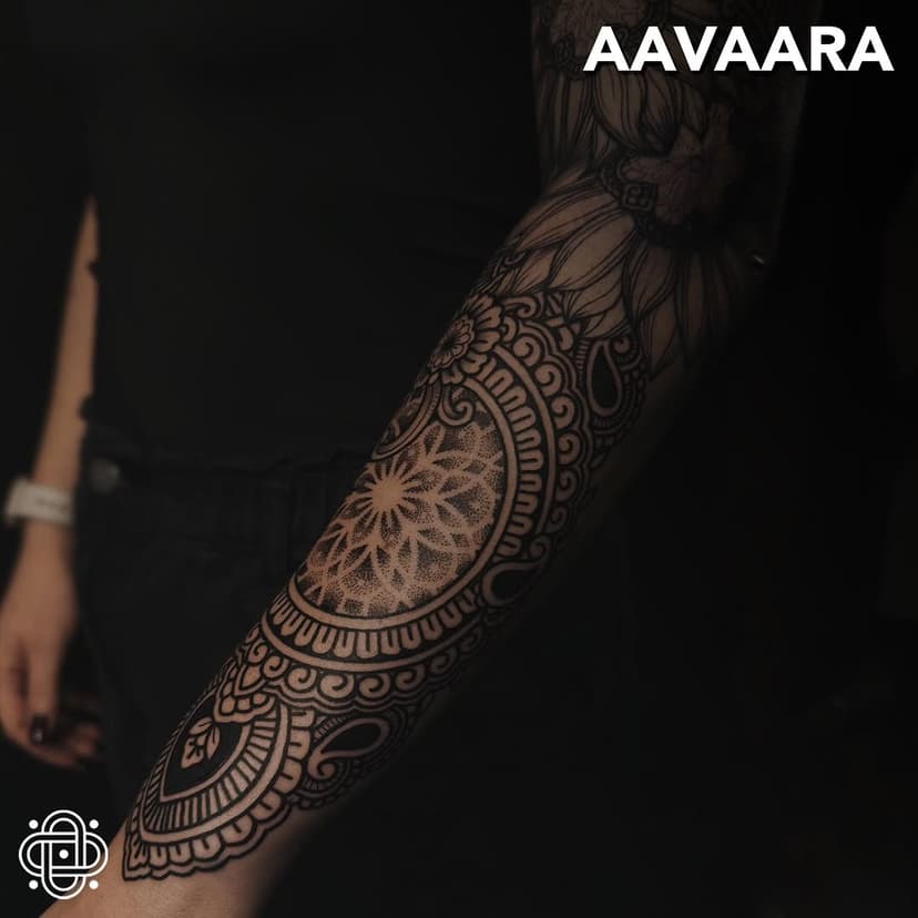 ✺ RESIDENTE ✺  @_aavaara_ 

Contact / infos et prise de rendez-vous directement sur l’Instagram @_aavaara_ !

.
.
.
.
.
.

#toulousetattoo #tattootoulouse #toulousetatouage #tatouagetoulouse #bouzilledeluxe