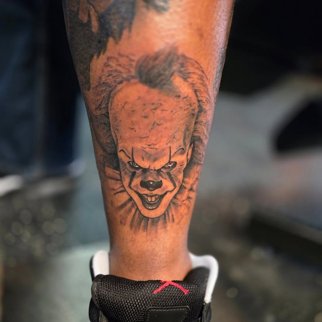 We all float down here! 

#marylandtattoo #marylandtattooartist #baltimoretattoo #baltimoretattooartist #absolutetattoomd