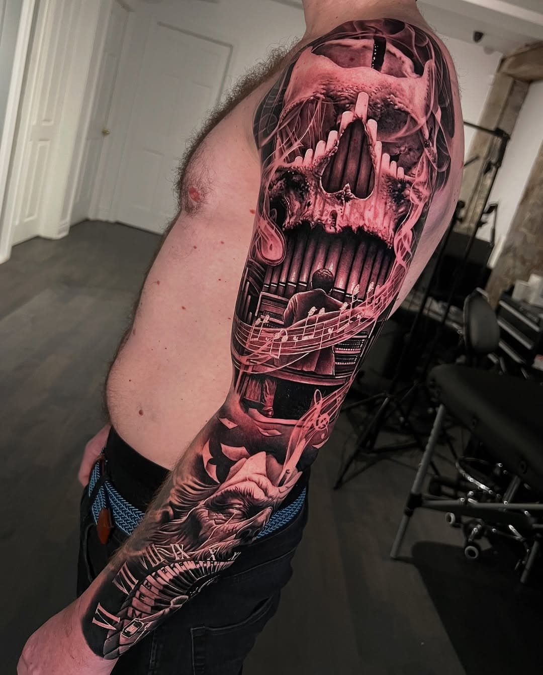 MEMENTO MORI 
Sleeve in progress 
3 days in a row