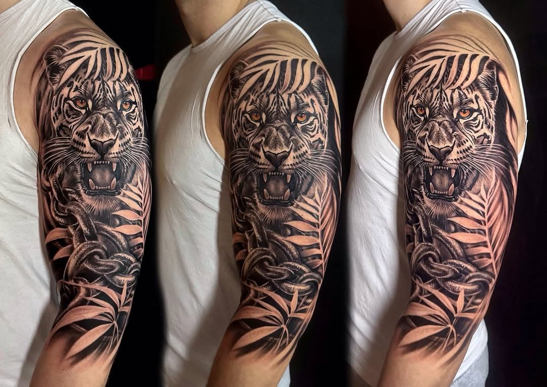 Fierce Panther made by Artur ✨🐆
•If your looking for a realism tattoo then you’re on the right page! Book your appointment now on www.ink-panthers.com 🖤

@bloody_freak_tattoo 

#realismtattoo #tatt #tattoooftheday #ttt #inked #getinked #panther #panthertattoo #tattooist #realismo #tatuaje #tattooshop #booknow #tattooideas