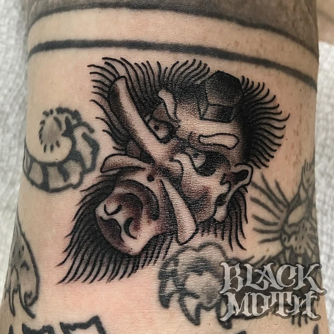 ❖ LURED BY THE RASCAL ❖

📍Ardmore, Penna

@bystevemartin 
@thieves_and_beggars
Blackmothtattooandgallery@gmail.com

◃
◃
◃
◃
◃
◃
◃
◃
◃
◃

#stevemartin #phillysteve #ardmore #blackmothtattoo #lowermerion #themainline #wynnewood #philadelphia #villanova #rosemont #brynmawr #narberth #philadelphiatattoo #phillytattoo #radnor #wayne #narberth #upperdarby #montgomerycounty #kop #ardm #BOMLT #phltattoo #amazingtattoos
#montco #tattooedpeople #tattooartist #tattooart