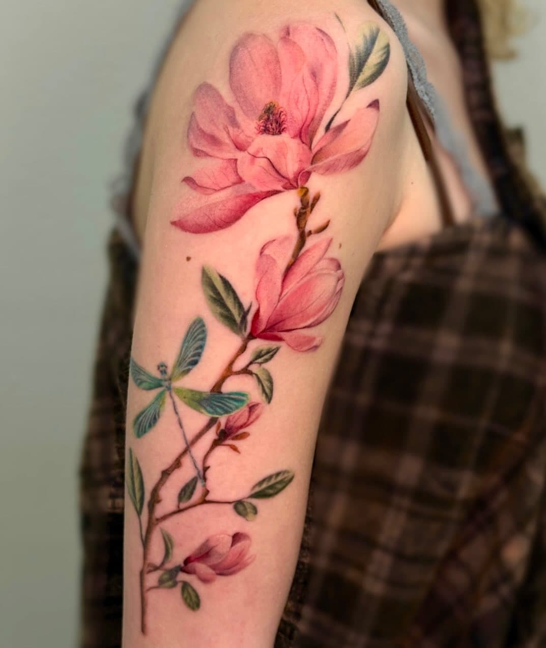 Absolutely obsessed with this piece I did for Emily 💖 

✨ 2 full days ✨

#flowertattoo #sanantoniotattoos #sanantoniotattooartist #austintattoos #austintattooartist #houstontattoos #dallastattoos #dallastattooartist #floraltattoo