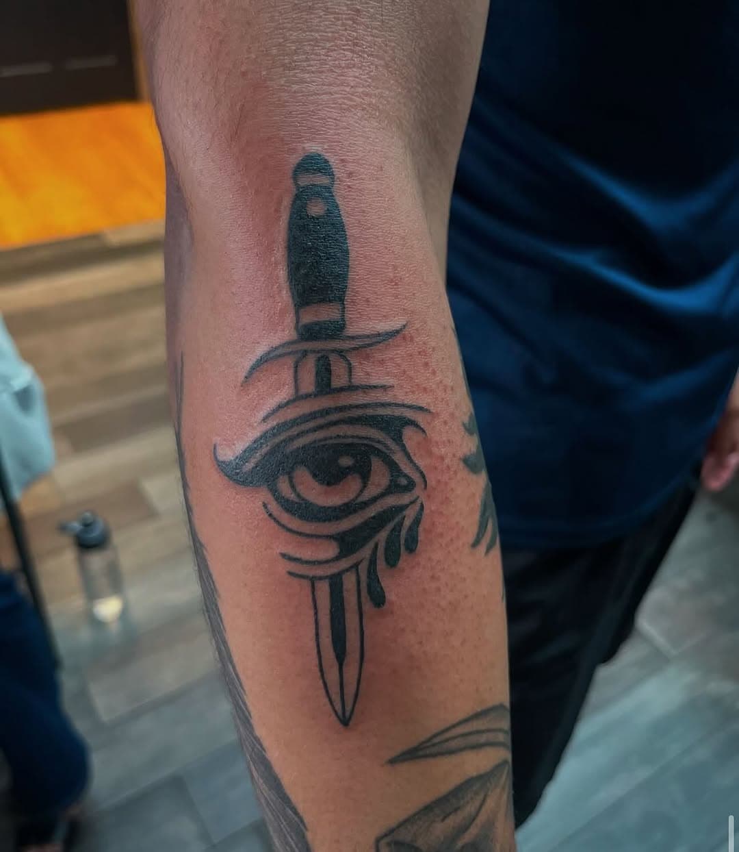 Dagger through an eye and hula girl done by @zakk_tattoo 
You can find Zakk on Exchnage street taking appointments and dealing out walking tats from Wednesday to Sundays. He’s out this next week but will be back at it next week. Big or small, he does them all!!
.
.
.
.
.
.
.
.
.
.
.
.
.
.
#portlandmaine #mainetattoo #maineartist #madeinmaine #southernmaine #mainemade #portlandme #southportlandmaine #mainecoast #thewaylifeshouldbe #mainetheway #igmaine #maineigers #daggertattoo #eyetattoo #hulagirl #newenglandtattoonetwork #eastcoasttattooers #maineartistsofinstagram #boldtattoos