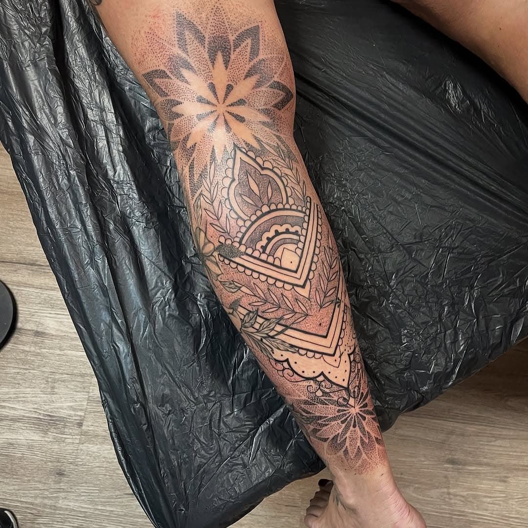 Todays piece was a Mandala style leg tattoo 
On going leg sleeve thanks to my client for sitting well for this