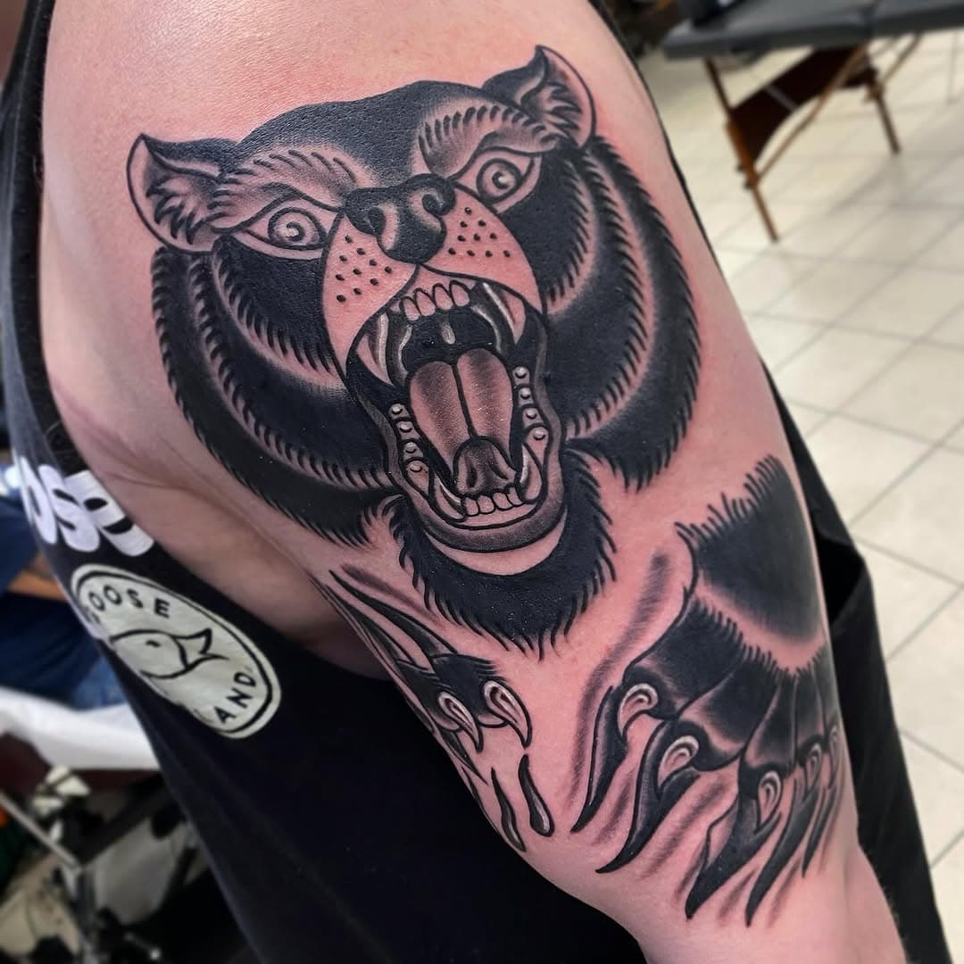 Bear for Ben, thanks dude! To book, email or call @deluxetattoochicago