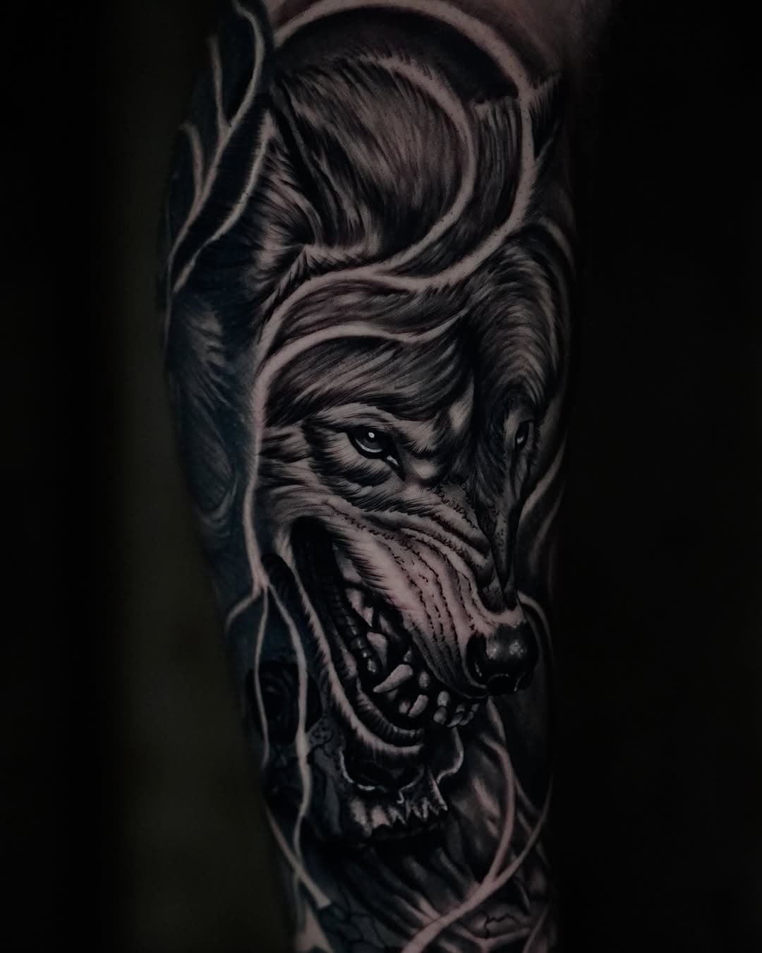 🐺🐺 Wolf 🐺🐺

.
.
.
.
📍 @_madnesstattoo_