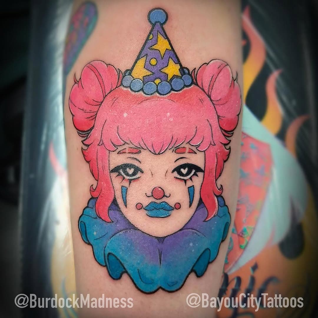 A colorful Clown Girl. Listen I don’t get tired of these, keep the clowns coming! You can book online at
www.bayoucitybodyshop.com
.
.
#bayoucitytattoos  #houstonartist #clown #houstontattooshop #houstonpiercingstudio #eldridgetattooshop #bayoucitybodyshop #clowntattoo #houstontx #clowngirl #katytx #cypresstx #briarforest #energycorridor #pasteltattoo #houstontattoos #houstonart #colorfultattoo #bayoucitytattoofamily #eldridge #houstonfashion #houstonpiercing #femaletattooer #femaletattooartist #htx