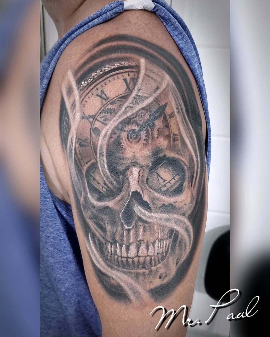 O tempo revela a igualdade de todos nós...

#tattooart #tat #tattooribeiraopreto #tatuagem #tattoo2me #tatuagemribeiraopreto #tatuadoresbrasileiros #ribeiraopreto #dermographictattoo #radtattoos #ribeiraopretotattoo #electricink #revistatattoobrasil #tattoo #realismtattoo #tattooartist