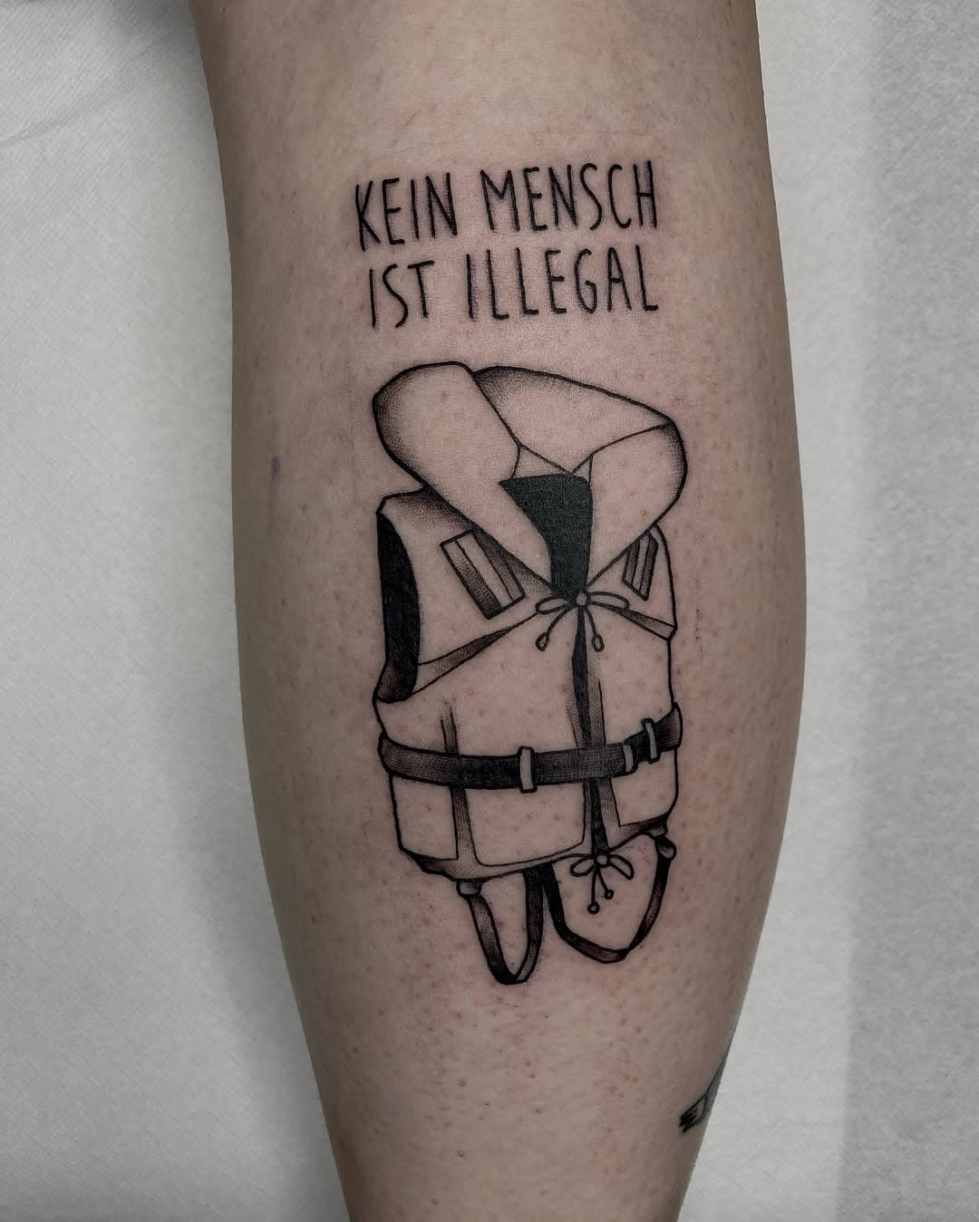 Die nächste Spende gesammelt für @seawatchcrew ✊🏼 #keinmemschistillegal #seenotrettung #seawatch #tattoo #münstertattoo #münster #tattoofürgutenzweck