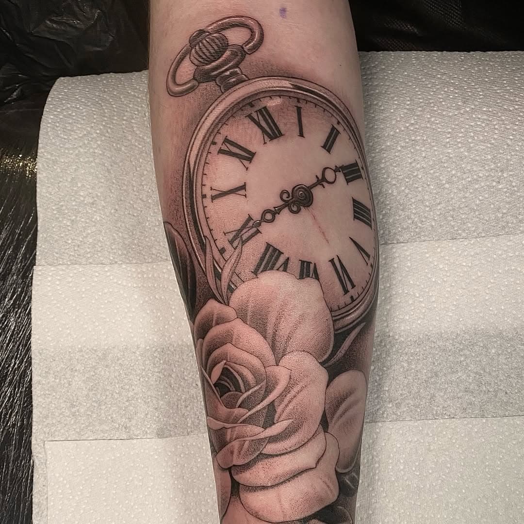 #rose #rosetattoo #rosetattoos #tattoosouthampton  #southamptontattoo #southamptontattooist #southampton #southamptontattoo #locksheath#blacklanterntattoo #uktattoo #uktattooartist  #Uktattooist #tiktok #fareham
#tattooing  #tattoo  #killerink  #tattoo #london #londontattoo #tattoos  #inked #tattoolife #tattooed #tattooartist #tattooart #tattooist #tattooing
