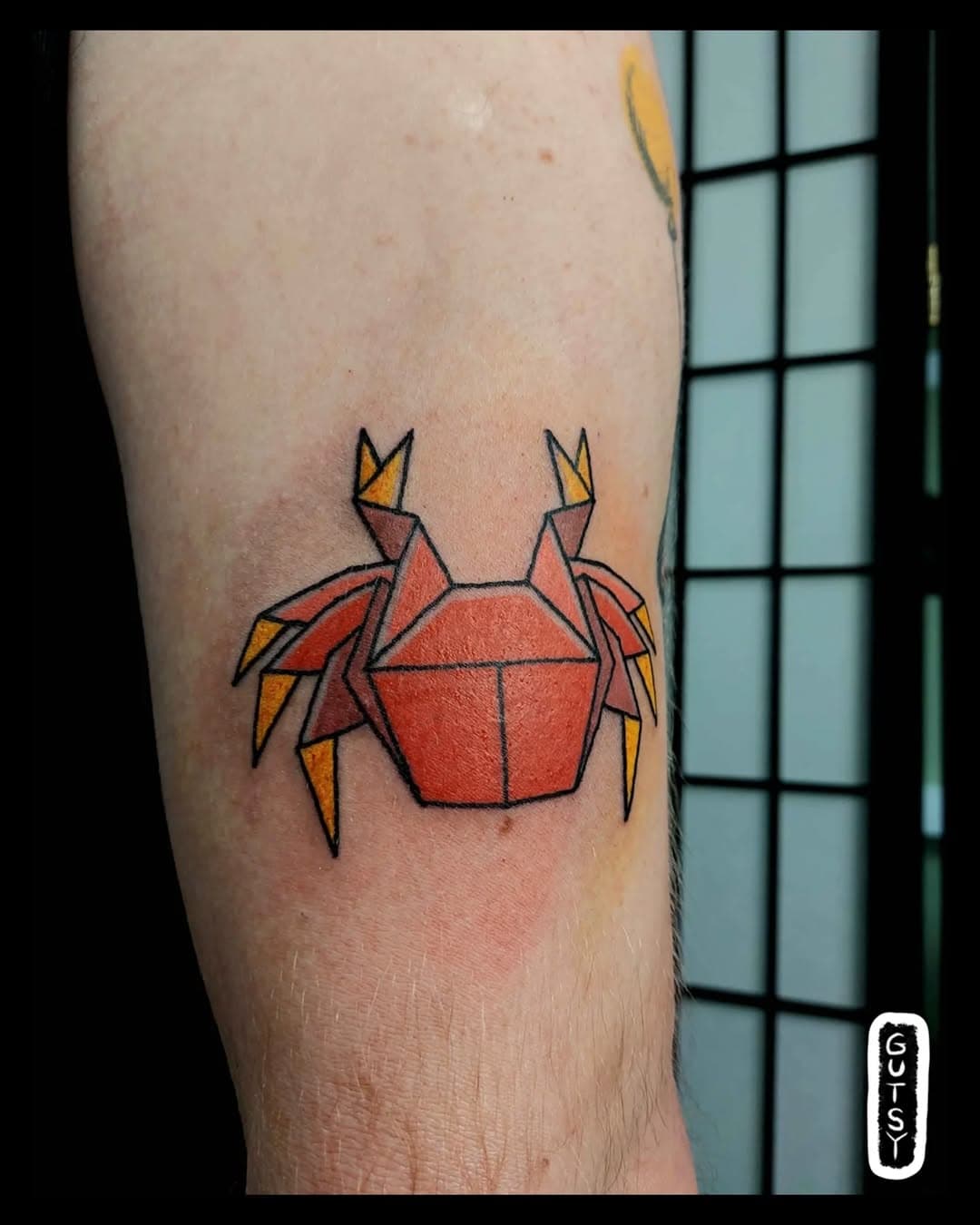 🦀 Origami Crab / 蟹 Kani 🦀
Fresh Crab tattoo from my origami flash done the other day! Thanks for coming in Luna and Chris! 

Currently working on my next set of grey flash. It's a bit different from my usual stuff, but it should be up and posted in a day or two assuming life doesn't get in the way :)
The rest of my flash can be found in my story highlights or on my feed.
-
📩 DM to book or enquire! My flash or your custom ideas all welcome. I can also take walk-ins on Mon, Tues, Wed and Fri if I'm free and not already tattooing.
🐗 I work @atg_tattoos in Southampton, UK