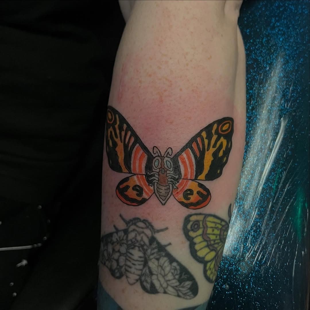 Mothra 
Made at @capefeartattoowilmington 

#mothra #mothratattoo #godzilla #godzillatattoo #wilmingtonnc #910 #nctattooers #eastcoasttattooers #vulcanneedles #neogripsusa #allamericantattoosupply #chromaink #capefeartattoowilmington #tattoosbypigpen #spookykidtattooclub