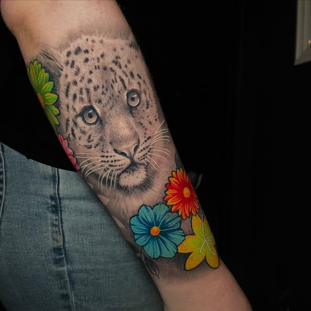 Healed baby 🐆 
Fresh colour in the 🌺 

Thanks Amy!