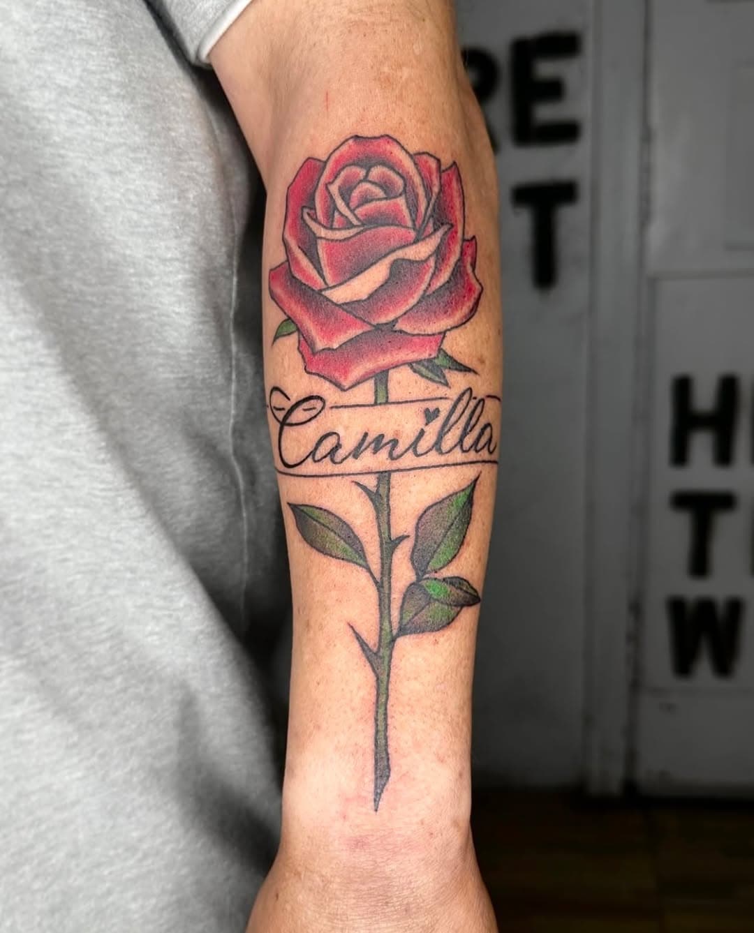 Done by @justinjakus 
For inquiries email the shop.

#tattooshop #tattooartist  #fineline #finelinetattoo #blackandgreytattoo #traditional #traditionaltattoo #colortattoo #tattoo #singleneedletattoo #detailedtattoo #microtattoo #dotworktattoo #venicebeach #flowertattoo #floraltattoo #blackandgrey #realistictattoo #newtattoo