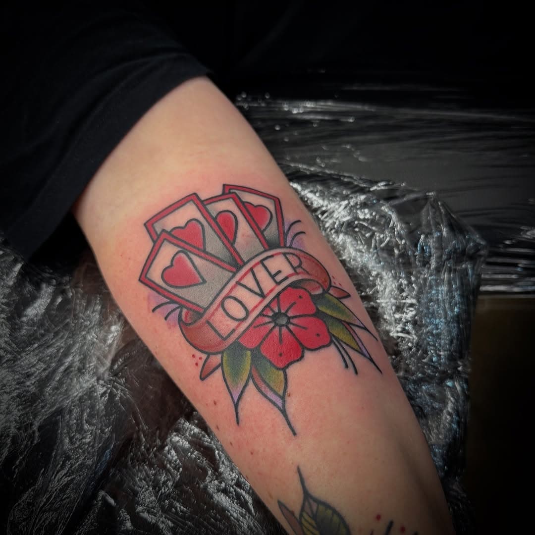 Another from yesterday @valentinestattoostudio .
Taking bookings @valentinestattoostudio goldsmithtattoo@gmail.com #tattoo #tattooartist #traditional #traditionaltattoo #leamingtonspa #loveleam #leamingtonspatattoo #goldsmithtattooer #warwickshire 
#valentinestattoostudio #tradtattoo #birminghamtattoo #coventrytattoo 
#solihulltattoo x