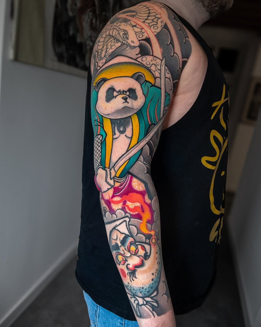 Panda action progress ! Maybe after few years this year we will finish it ;D prawda @bryndal_tattoo ?;D 
@rocktattoo_opole 
@laser_w_rocktattoo 
@neba.pl 
.
.
.
#japanesetattoo #irezumi #wabori #horimono #inkedmag #japanesetattooart #irezumicollective #pandatattoo