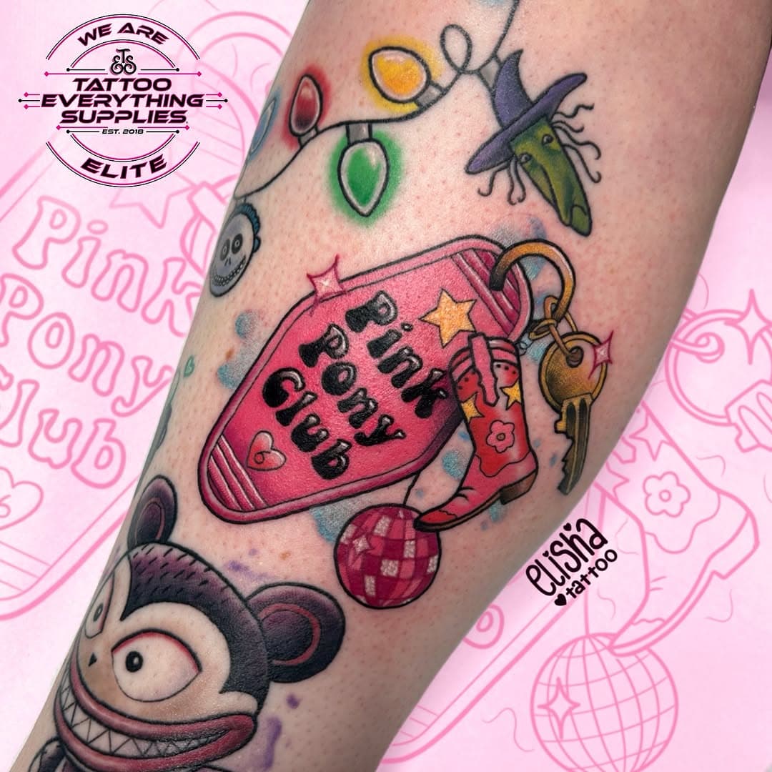 One from yesterday I uploaded to stories that EVERYONE adored- so figured it should have a grid post🫶🏼

@chappellroan PINK PONY CLUB 🩷💅🏼👄👛🌸🎟️💒

I’d love to do more song related tattoos! I have some space in March for cool stuff like this. Thanks Suzie for always trusting me🫶🏼
•
𝕊𝕥𝕦𝕕𝕚𝕠 @rapturetattooco 

𝕊𝕡𝕠𝕟𝕤𝕠𝕣𝕤 @skinjungleuk @tattooeverythingsupplies 

𝕌𝕤𝕚𝕟𝕘 @ttechofficial @dermaglotattoosuppliesuk @flowcolours.tattoo.ink @stencilhoney 
•

( #cutetattoos #colourfultattoos #girlytattoos #pinkponyclub #funtattoos #femaletattooartist #boldtattoos #chappellroan #elishatattoo #uktattooartist )