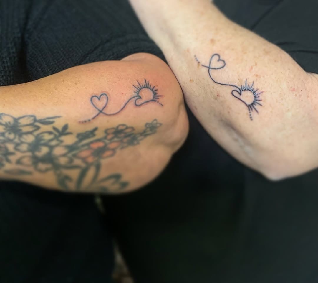 Some things dont last forever, but friends do ❤️. (Walkins open!, call or text if you have any questions ) #tattoo #walkintattoo #matchingtattoo #tattooshop #walkintattooshop #folktattoo #smallbusinesssaturday #smallbusiness #muncie #munciearts